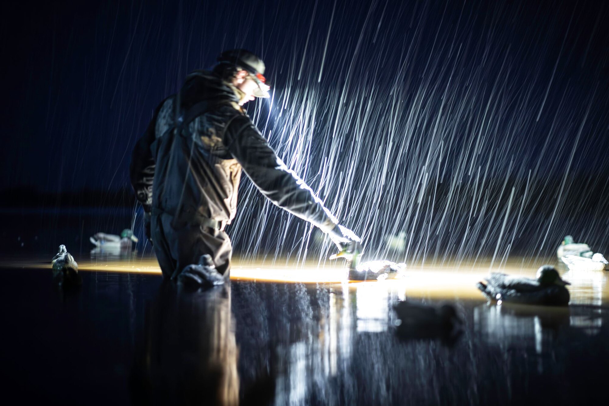 Setting the spread in the rain, a hunt at Dry Creek Outfitters