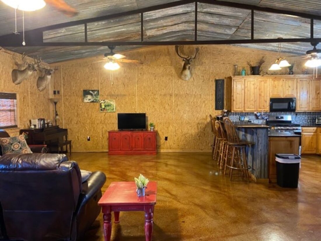 Scotland Lodge at Dry Creek Outfitters