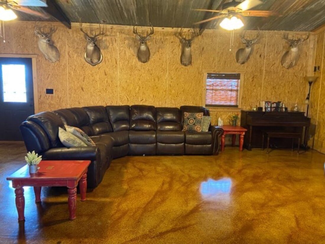 Living area at Scotland Lodge