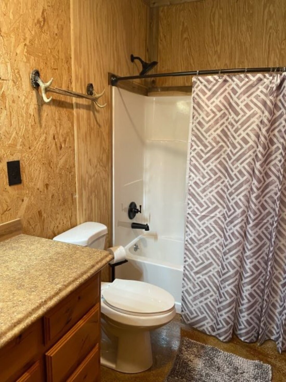 Private bathroom at Scotland Lodge